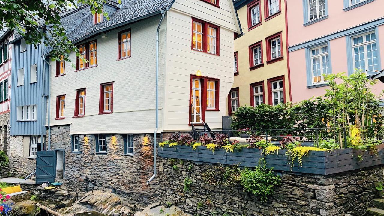 Vakantiehuis Monschau-auszeit: Historisch Wohnen Direkt Am Bach